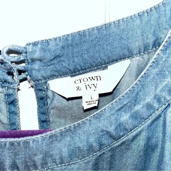 Crown and ivy sz lg jean dress with off the shoulder sleeves - Picture 3 of 4